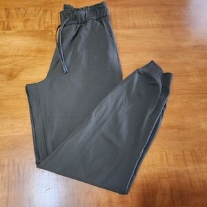 Lululemon Stretch High Rise Jogger Size 4 Dark Olive
